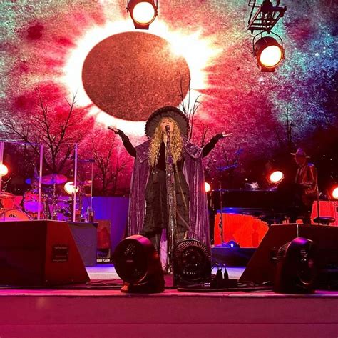 Fleetwood Mac News Review Stevie Nicks In Huntsville It Was Like A Dream Sequence Or Something