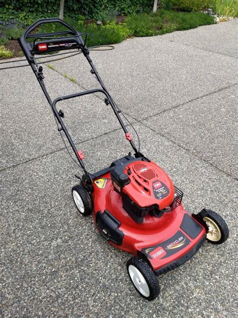 Toro 22 In Personal Pace Self Propelled Lawn Mower Ronmowers