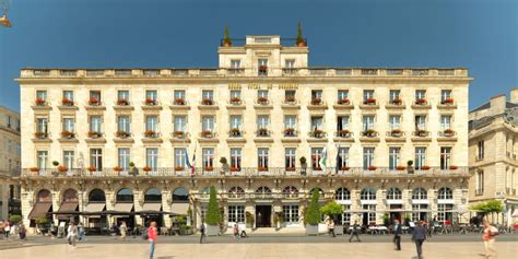 The hotel also offers room service (during limited hours). Luxury Hotel: InterContinental Bordeaux - Le Grand Hotel