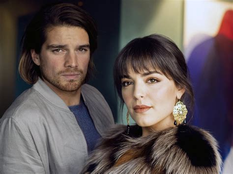 Playing For Keeps Actor Olympia Valance Wants Sex Scene In Season 2 Daily Telegraph