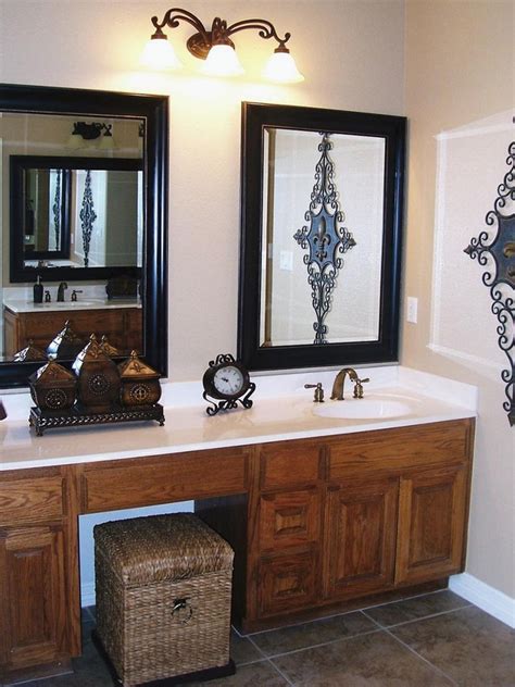 Bathroom mirror decorated with mosaic. Bathroom Mirror Frames Ideas: 3 Major Ways We Bet You Didn ...