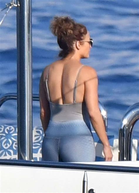Jennifer Lopez In Swimsuit Gotceleb