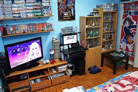 Pin By Mika Hageshi On Anime Otaku Room Ideas Otaku Room Awesome Bedrooms