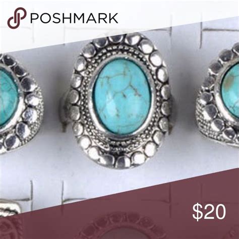 Host Pick Ring Lovely Faux Turquoise Vintage Silver Tone Ring