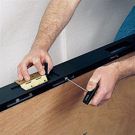 Trend Hinge Jig A Two Piece For Accurate Fitting Of Hinges To Doors