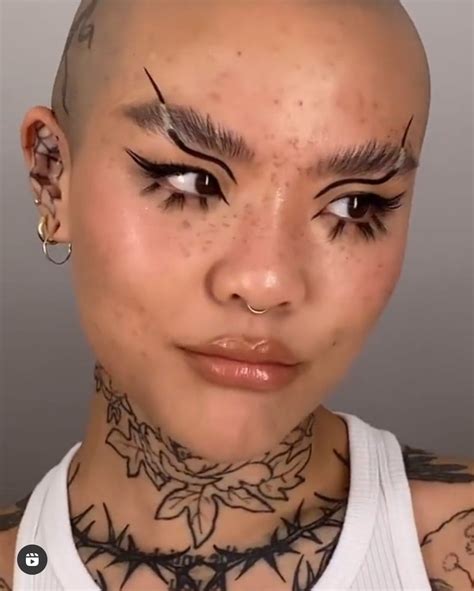 Nostril Hoop Ring Nose Ring Shaved Heads Makup Keep Up Mei Shaving Pretty People Brows