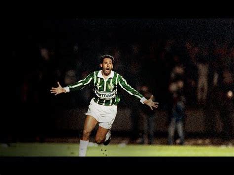 O corinthians é o time que mais tempo conseguiu ficar na liderança. Campeonato Paulista de 1993 - Palmeiras X Corinthians - Decisão (2º jogo) Com uma exibição de ...
