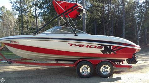This Tahoe Q8 Ssi Is The Perfect Blend To Fish Or Ski Whatever Your