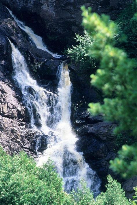 10 Big Manitou Falls In 2020 Wisconsin Waterfalls Scenic Waterfall