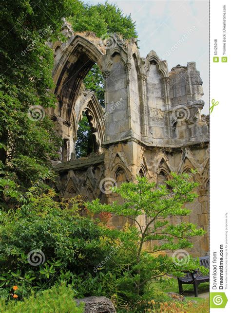 Ancient Archway Ruin North Yorkshire Stock Photo Image Of Cloud