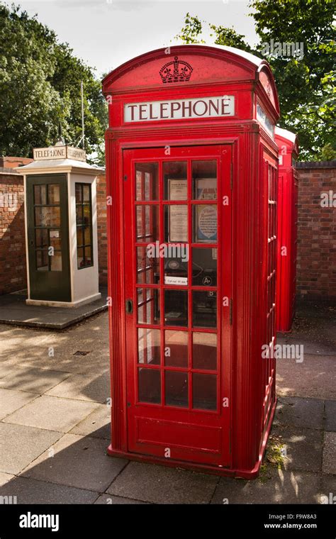 K2 Kiosk Red Telephone Box Hi Res Stock Photography And Images Alamy