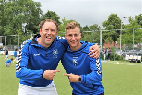 Football skills at arabvids : Over ons - Football Skills Nederland