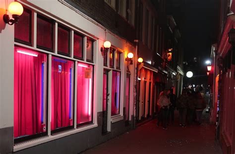 amsterdam red light district do s and don ts etiquete and rulesamsterdam red light district tours