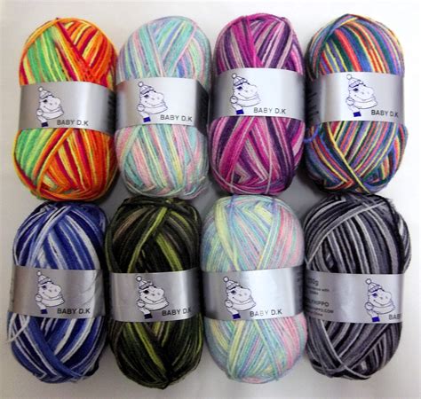 Woolyhippo Random Dk 100 Acrylic Wool Double Knitting Yarn 100g