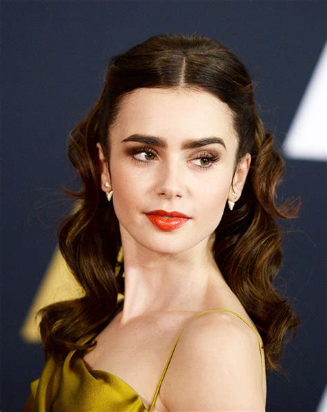 Pin By Beauty For Life On Hair And Beauty Lily Collins Hair Lily Collins Lily Collins Style