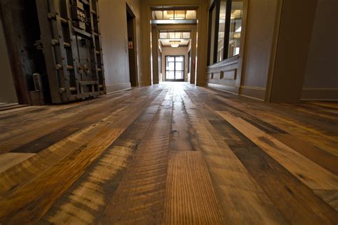 Reclaimed Wide Plank Barn Wood Flooring Barn Wood Flooring Rustic Wood