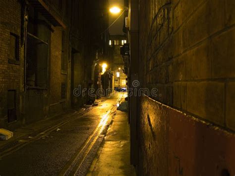 Scary Dark Alleyway At Night Stock Image Image Of Light Crime 6548799