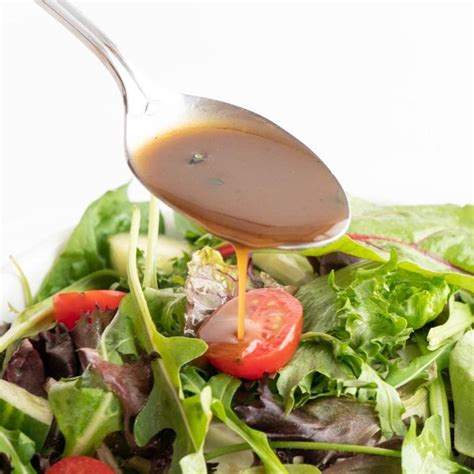 Easy Keto Balsamic Vinaigrette Salad Dressing