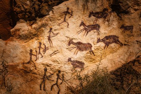 13800 Cave Painting Stock Photos Pictures And Royalty Free Images Istock