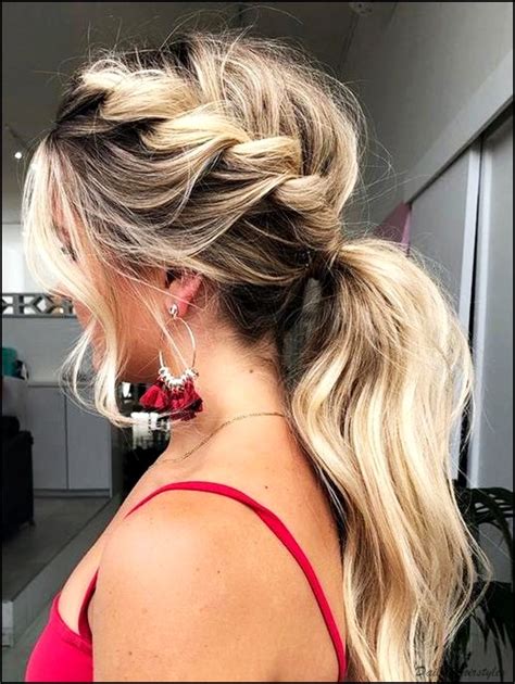 11 Pretty Winter Formal Hairstyles For Long Hair Daily Hairstyles