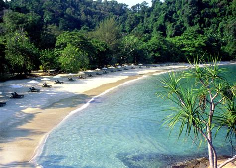 Berikut antara 9 tempat percutian di perak yang mungkin anda belum tahu. 5 Pantai Menarik di Pulau Pangkor