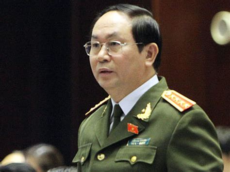 Hiện cơ quan cảnh sát điều tra bộ công an đang tiến hành xác minh một số vụ việc liên quan đến các gói thầu mua sắm thiết bị y tế, đề án xã hội hóa trước đó, năm 2012, gs.ts nguyễn quang tuấn được bổ nhiệm làm giám đốc bệnh viện tim hà nội. Bộ trưởng Trần Đại Quang: Mở rộng điều tra vụ Minh "Sâm" - Báo Người lao động