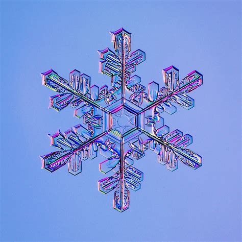 H0114b141b Snow Crystal Cool Designs Crystals