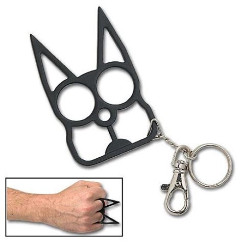 This unusual black cat defense keychain packs a mighty punch! Keychain Defense - Black Cat | True Swords