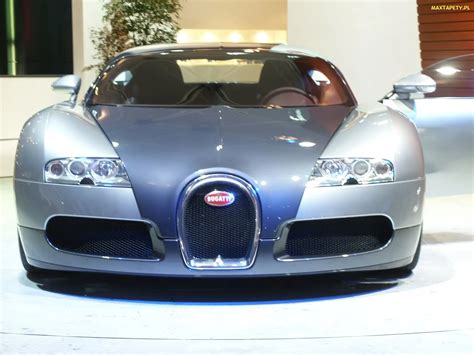 Tapety Zdjęcia Bugatti Veyron Silver Przód Światła