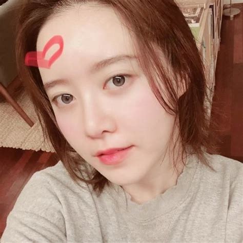배우 구혜선이 리즈 미모를 자랑했다. 구혜선, 매일 리즈 경신하는 미모... ＂꾸밈없는 모습도 최강 ...