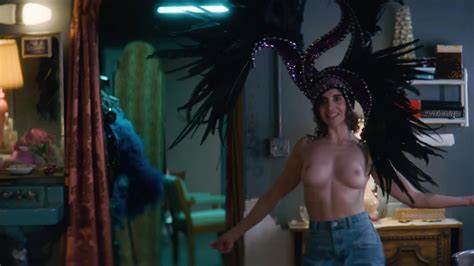 Alison Brie Nude GLOW 4 Pics GIF Video TheFappening