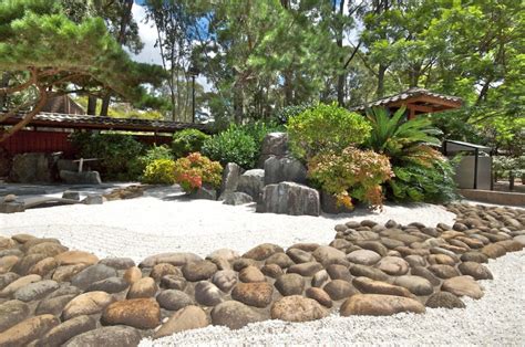 38 Glorious Japanese Garden Ideas
