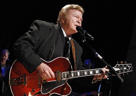 Roy Clark Country Guitar Virtuoso Hee Haw Star Has Died Las