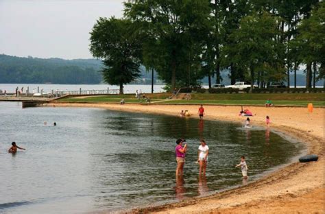 We have reviews of the best places to see in guntersville. Guntersville: Best Lake Town In Alabama To Visit This Summer