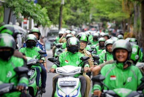 Ojol Day Diberlakukan Wali Kota Makassar Naik Ojek Online