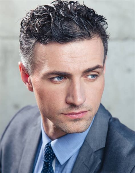 Tagli capelli ricci medi valorizza i tuoi ricci con il giusto taglio! 60 migliori tagli per uomo con capelli ricci
