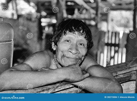 Karapiru Indiano Indigeno Awa Guaja Del Brasile Immagine Stock Editoriale Immagine Di