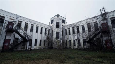 Exploring An Abandoned Prison Farm Central Unit Prison Youtube