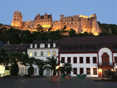 Anliegerstraße & fußgängerzone, sonstige wege oder plätze für fußgänger). File:Heidelberger Schloss and Karlsplatz.jpg - Wikimedia ...