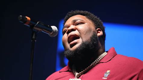 Rod wave height and weight. Stage Collapses on Rod Wave | FM HIP HOP | Digital ...