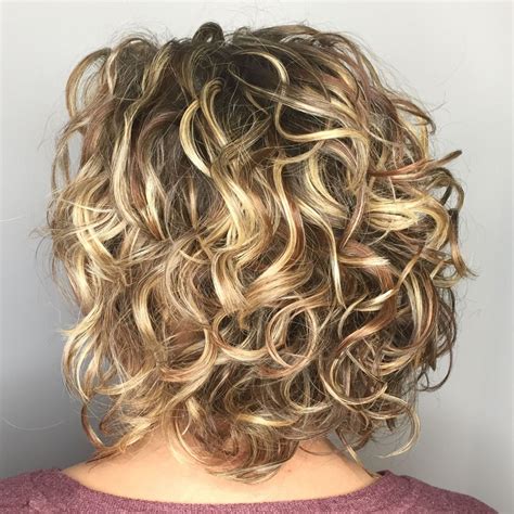 65 Different Versions Of Curly Bob Hairstyle Curly Bob Hairstyles Medium Curly Hair Styles