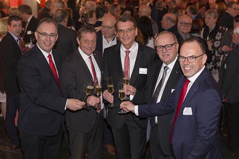 Die beiden kreissparkassen altenkirchen und westerwald sind seit montag, 1. Beliebter Neujahrsempfang der Sparkasse Westerwald-Sieg in ...