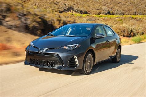 Built around the revolutionary toyota new global architecture (tnga) platform the corolla sedan's new 1.8 litre hybrid powertrain delivers an irresistible drive. 2018 Toyota Corolla Sedan Pricing - For Sale | Edmunds