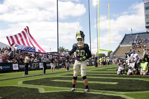 Purdue beats Michigan State, Indiana for pledge from Louisiana DB in 