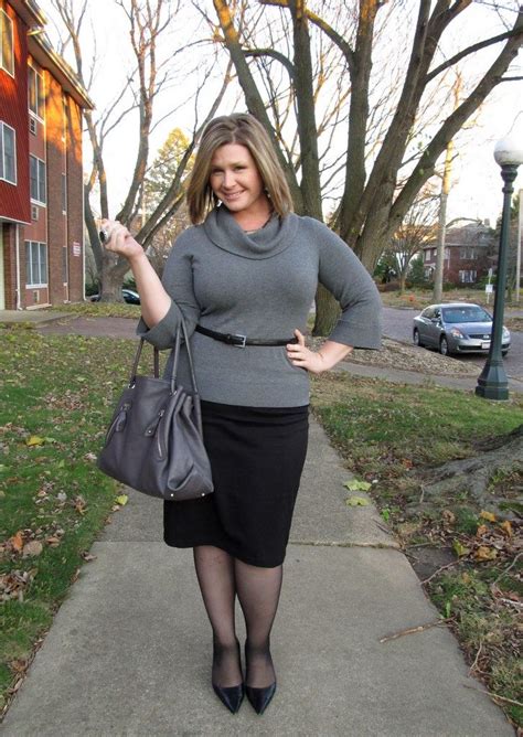 25 Plus Size Winter Work Outfits You Can Try