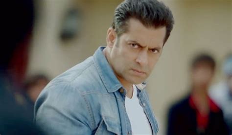 Watch Jai Ho 2014 Theatrical Trailer Ft Salman Khan And Tabu Video