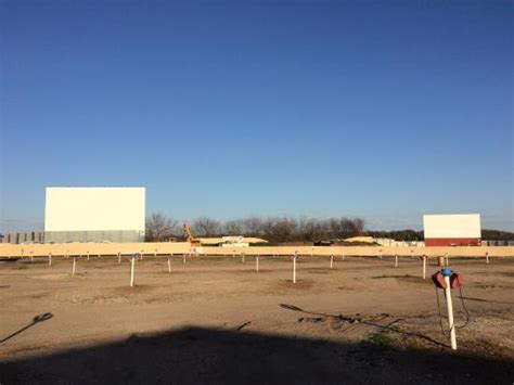 I've long wanted to stop here; Welcome - Picture of Galaxy Drive-in Movie Theatre, Ennis ...