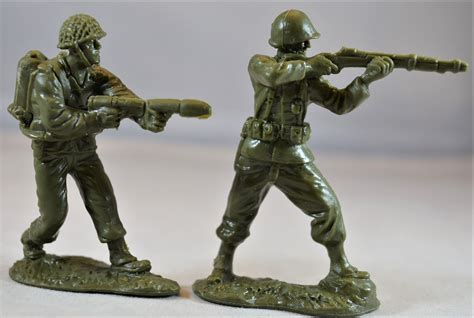Classic Toy Soldiers World War Ii Us Infantry Set 2 Green Toys And Hobbies 1970 Now