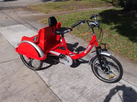Many areas have laws requiring children to be at least 12 months old and to wear a helmet while riding in a child bike seat. Electric Tricycle Built with Custom Rear Seat for Kids | V ...