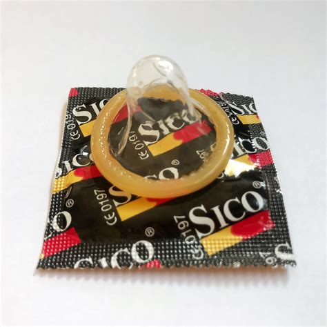 Chindese Dotted Customized Box Delay Condom For Men - Buy Delay Condom,Chinese Condom,Delay 